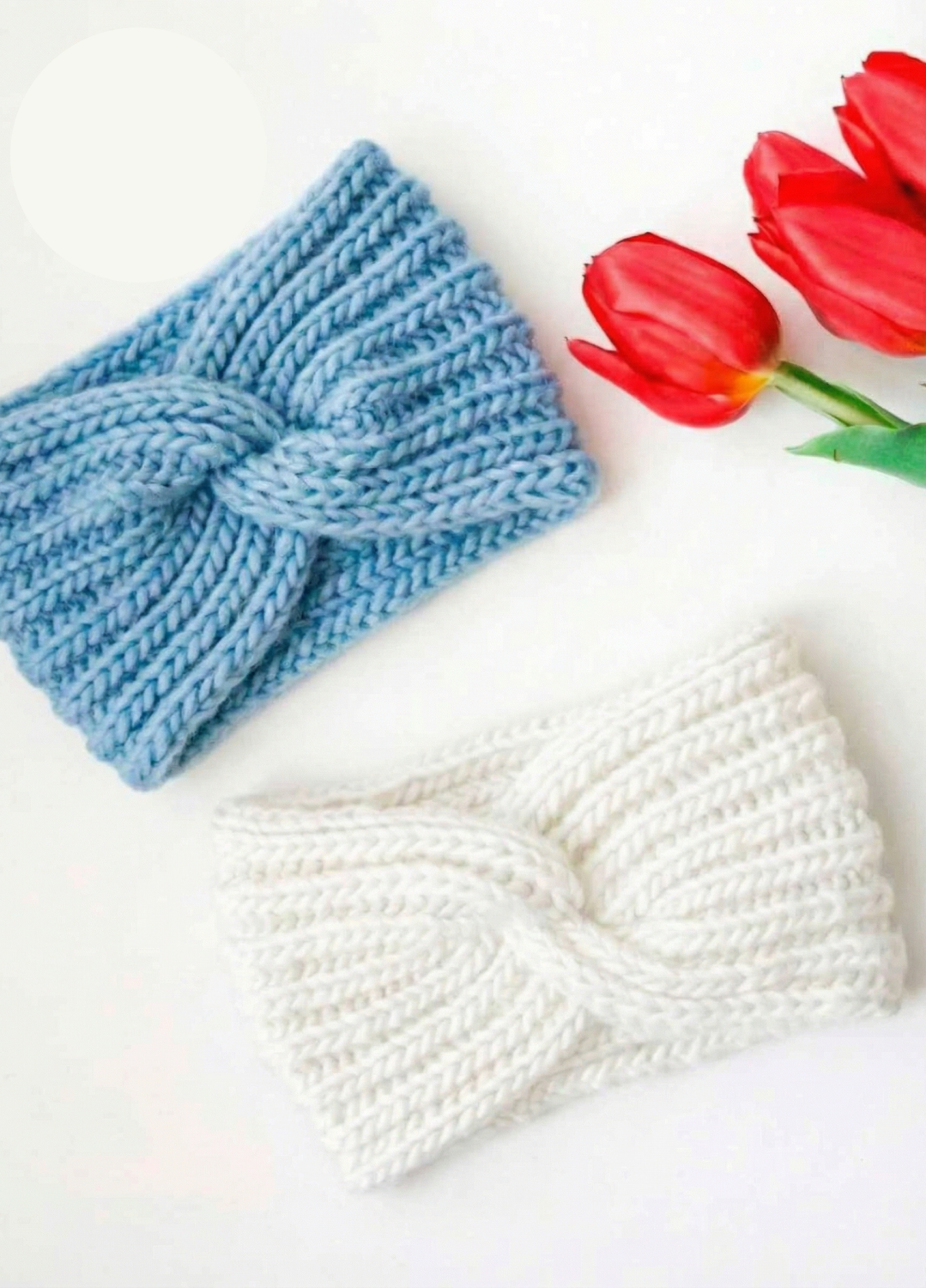 The Springbreeze Headband Kit by @woolandknits - Yummy Yarn Fine Version